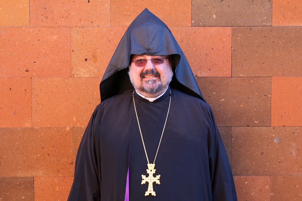 Very Rev. Sasoon Dz. V. Zumrookhdian