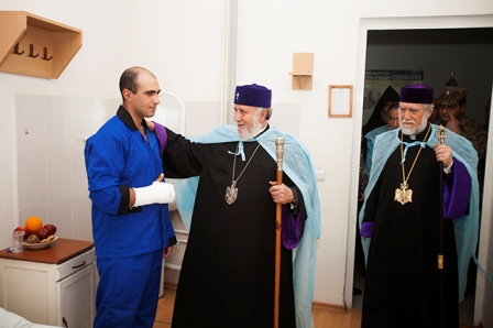 Catholicos of All Armenia and Catholicos of the Great House of Cilicia Visit Military Hospital in Stepanakert