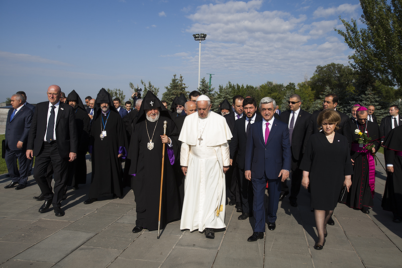 Pope Francis Visited the Tsitsernakaberd Genocide Memorial Complex
