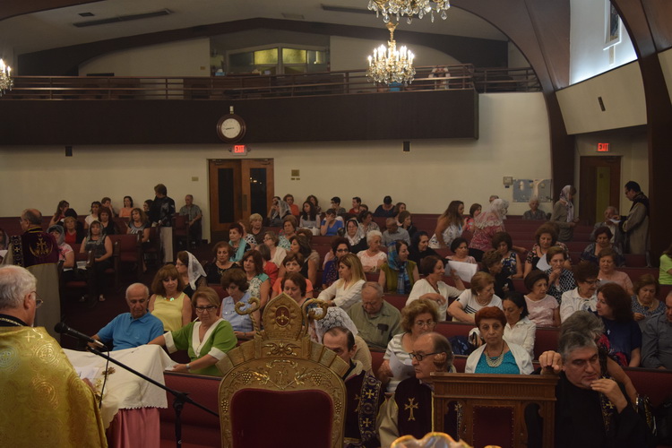 St. Mary Armenian Church of Costa Mesa Welcomes 170 Pilgrims