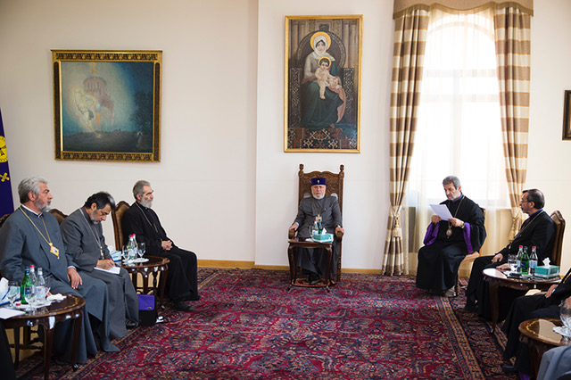 Մայր Աթոռ Ս. Էջմիածնում տեղի ունեցաւ Գերագոյն հոգեւոր խորհրդի ժողով
