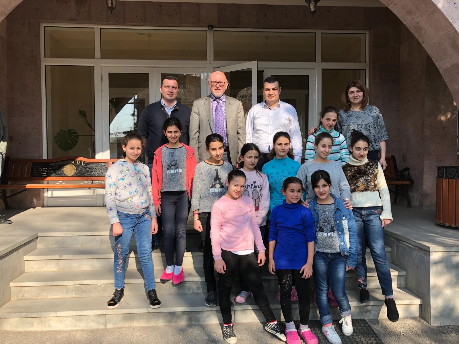 Mer Hooys Welcomes Diocesan Council Chairman and Member of Supreme Spiritual Council Joseph Kanimian