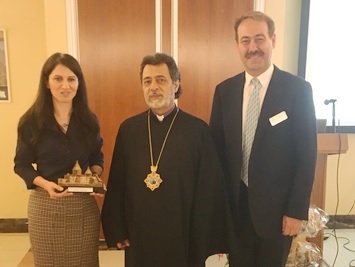 Sherly Avedian Presents an Informative Lecture on the Current State of the Armenian Churches in Iran 