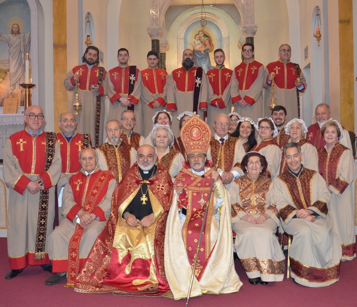 Primate Celebrates Divine Liturgy at St. Peter Armenian Church of Van Nuys: Honors Volunteers