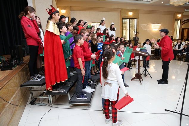 400 students from six Armenian Schools take part in the Annual children’s Christmas pageant 