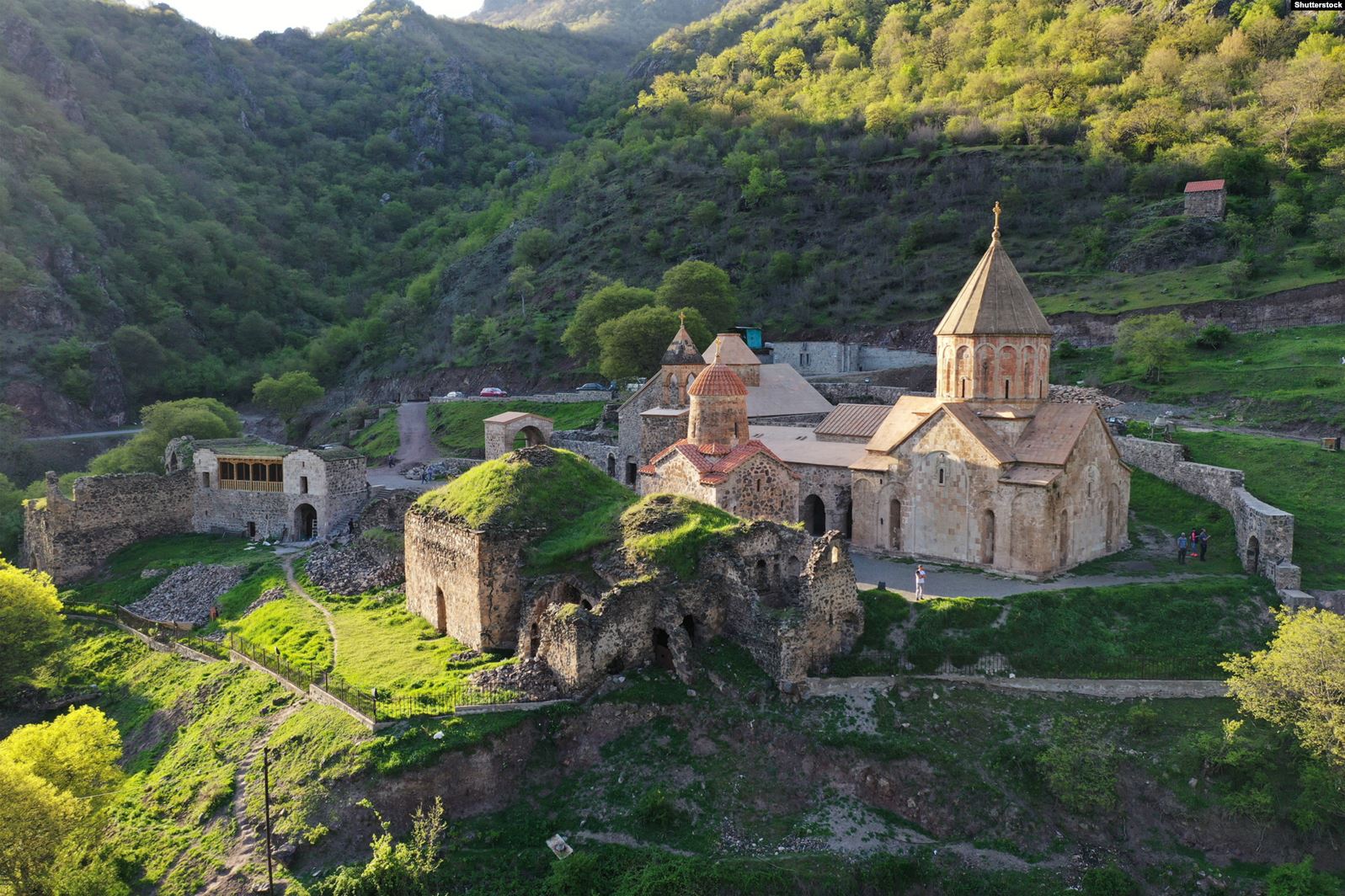 Հիւսիսային Ամերիկայի Արեւմտեան Թեմէն ներս ստեղծուած   Արցախի Յուշարձաններու Պահպանութեան Յանձնախումբը կը շարունակէ իր ծրագրերը 
