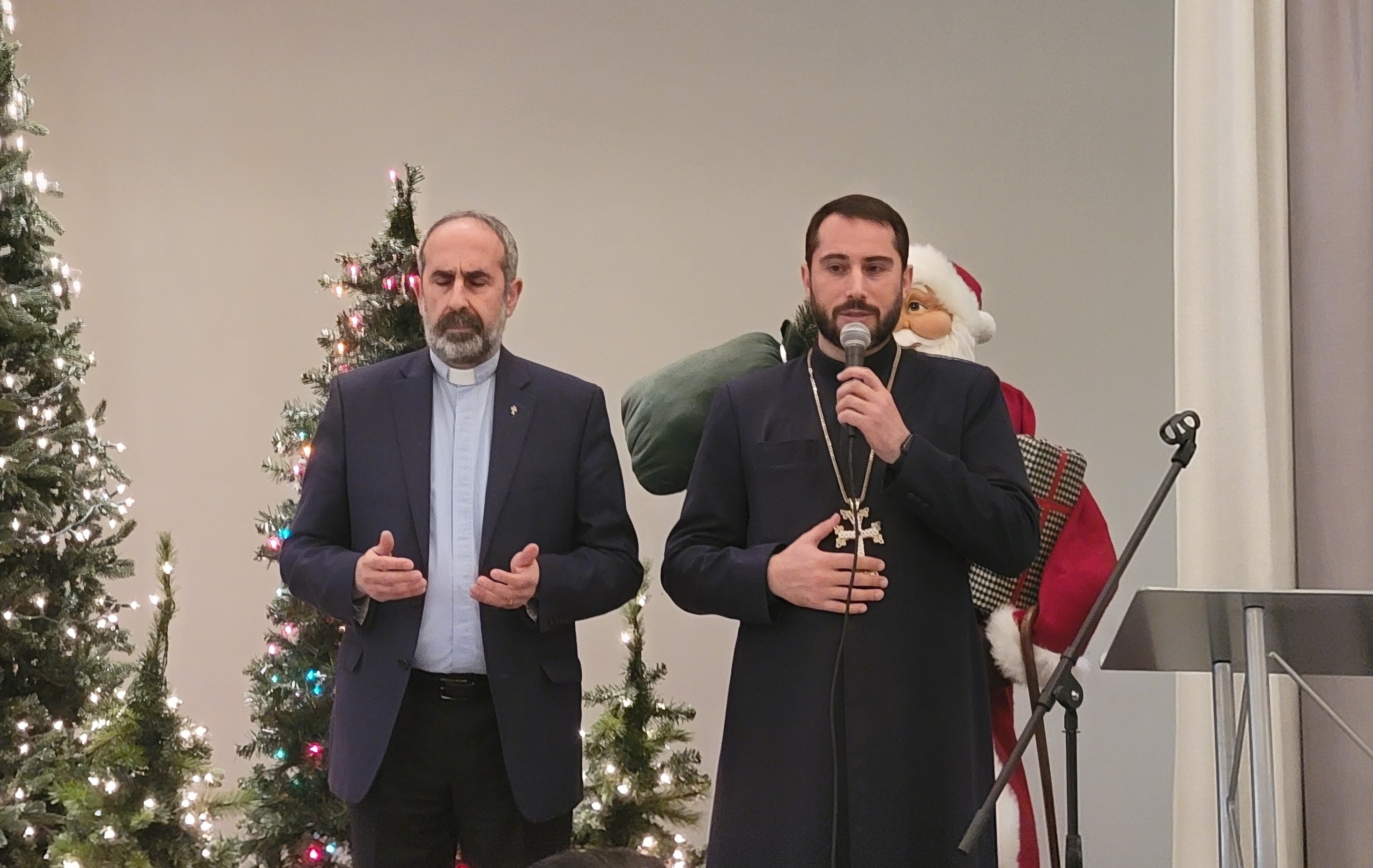 ԱՄԱՆՈՐԻ ԵՒ ՍՈՒՐԲ ԾՆՆԴԵԱՆ ՏՕՆԵՐՈՒՆ ԱՌԹԻՒ ԱՒԱՆԴԱԿԱՆ ՏՕՆԱԽՄԲՈՒԹԻՒՆ «ԱՐԱՐԱՏ» ՏԱՆ ՄԷՋ